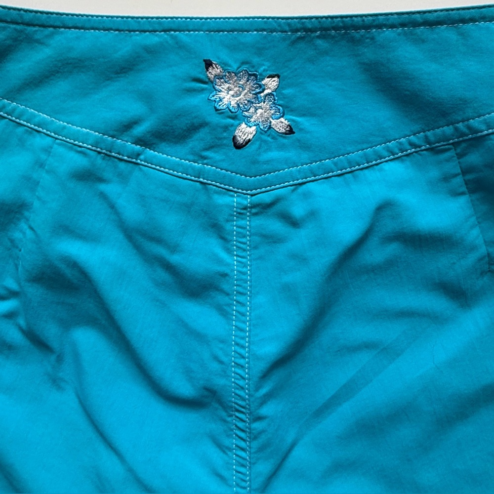 L.L.Bean Womens Bright Blue Swim Board Shorts - Size 6 - Picture 8 of 12